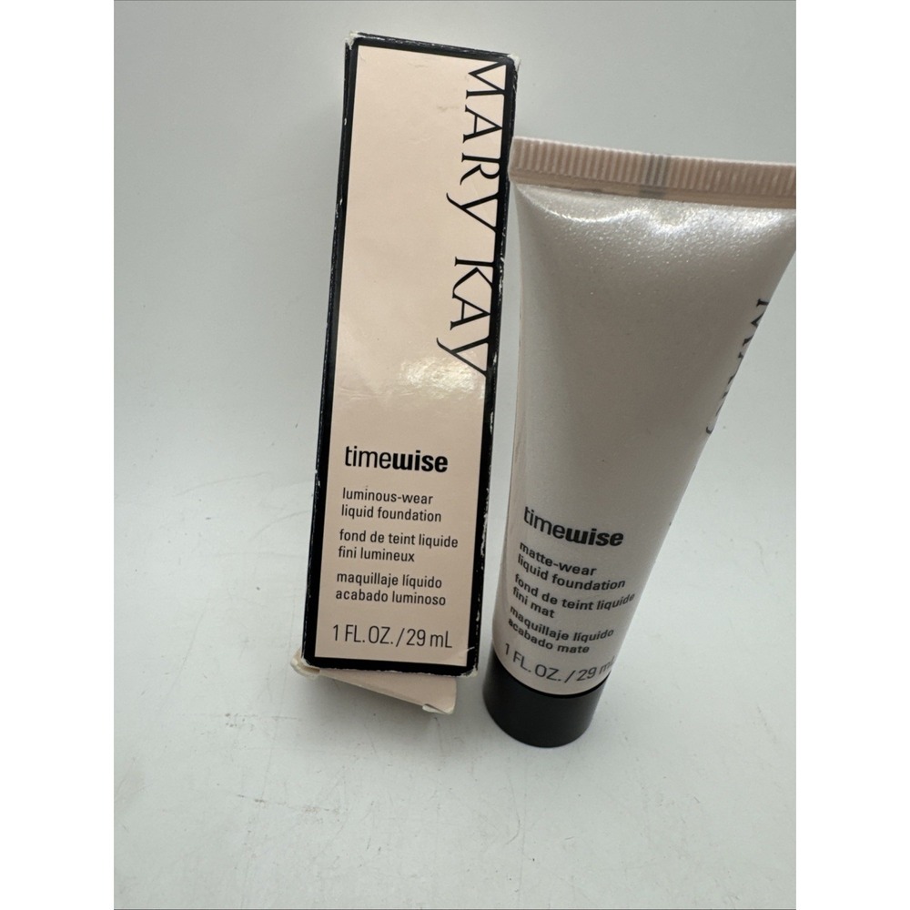 Mary Kay Timewise Bronze 4 LUMINOUS-Wear Liquid Foundation 1 Ounce/29 ml 038717